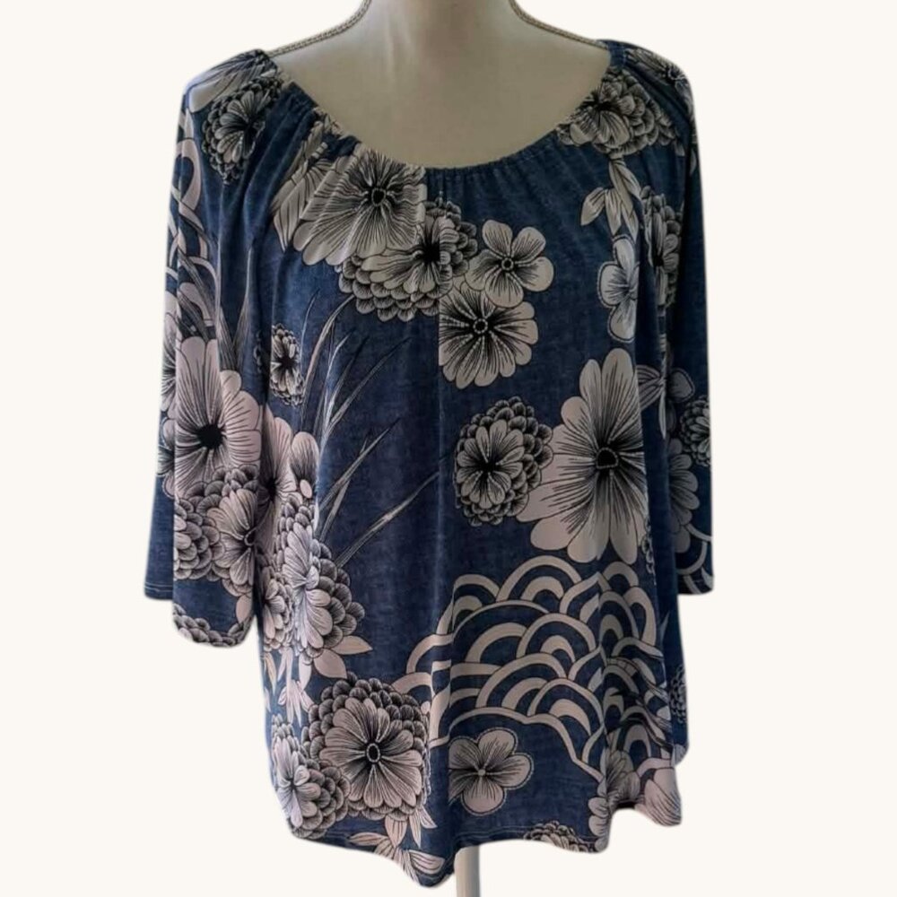AMANA Women Blue White Floral 3/4 Sleeve Scoop Neck Blouse
